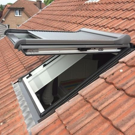 Montiertes Dachfenster - Geöffnet