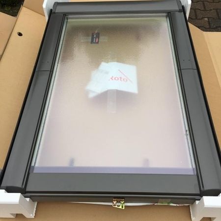 Dachfenster, welches noch eingebaut werden muss